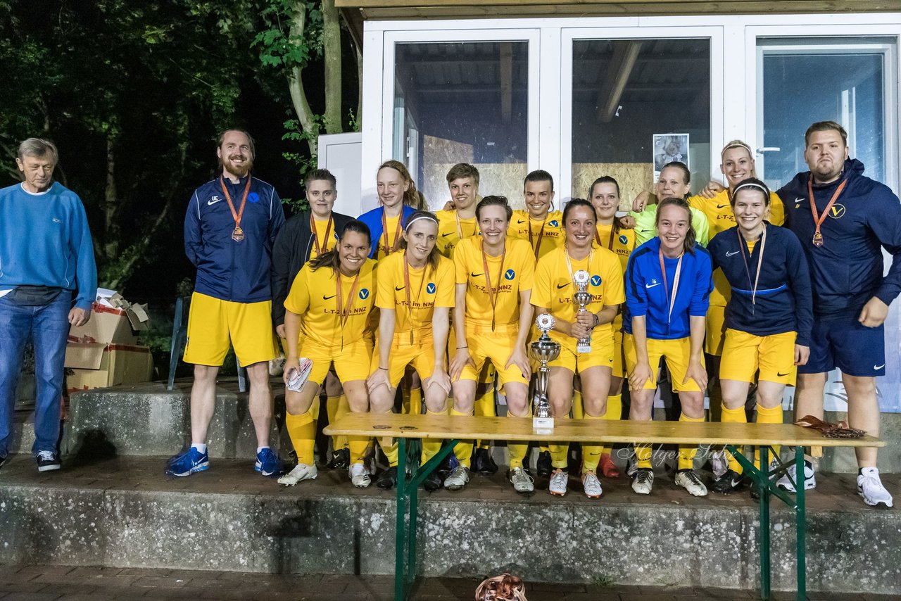 Bild 151 - Loewinnen-Cup